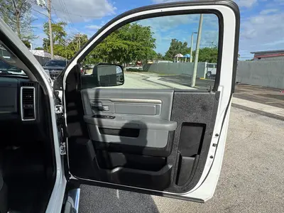Used 2016 RAM 3500 Service & Utility Trucks Florida US | Truck and Van Outlet #1509237