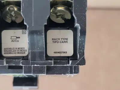 Used SQUARE D QOB330 Switchgears British Columbia CA | Lenmark #1438534