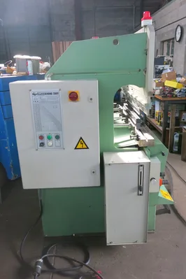 USED GUILFIL PE 15-30 HYDRAULIC PRESS BRAKE