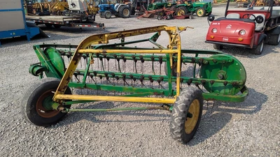 USED JOHN DEERE 640