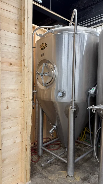 Used _UNKNOWN_ _UNKNOWN_ Fermenters / Bioreactors Indiana US | Brewhouse Equipment Group #1337687