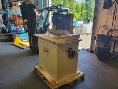 2003 23 Spindle Single Row Line Drill R19F3