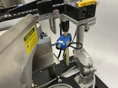 USED WEBER SCREWDRIVING GENTLE VIBRATORY STEP FEEDER SYSTEM, VERY LOW NOISE EMISSIONS