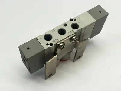 USED SMC SOLENOID VALVE -100KPA-0.7MPA