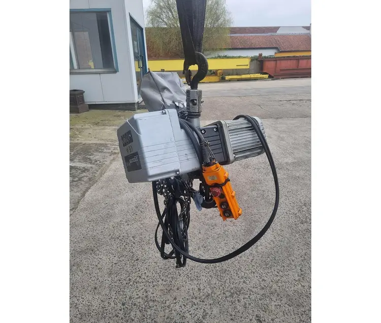 Used DELTA ELECTRIC CHAIN HOIST 1000 KG Cranes, Jib | Apt International N.V #373622