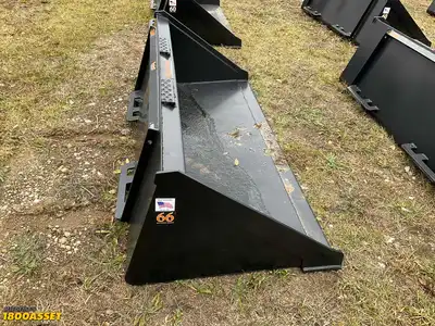 New Tomahawk 66” skid steer bucket, welded on high carbon cutting edge, skid steer quick attach