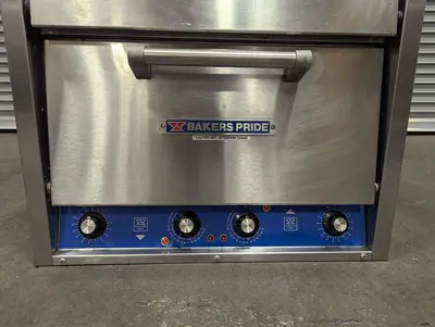 Used BAKERS PRIDE P44-BL Ovens British Columbia CA | Surrey Food Equipment #1281302