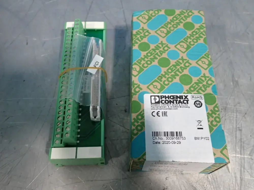 NEW PHOENIX CONTACT UM45FLK50