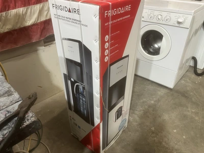 Used FRIGIDAIRE BOTTOM LOADING Residential Appliances Michigan US | Miedema Asset Management Group #1313580