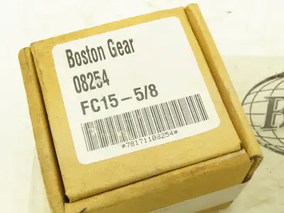 Boston Gear FC15-5/8 Shaft Coupling 5/8" With Bost-Bronz Spider Insert Lot of 2