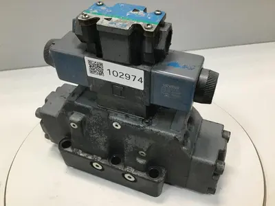 USED VICKERS DG4V-3S-6C-M-FW-B5-60