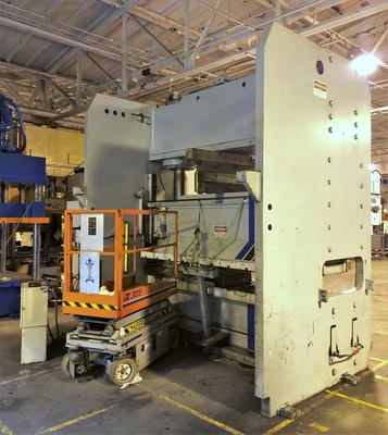 USED 1998 PACIFIC HYDRAULIC PRESSES PACIFIC 400 OBL 10/48 PRESS