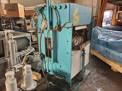 TMP 400 Ton 24x28 Hydraulic Press