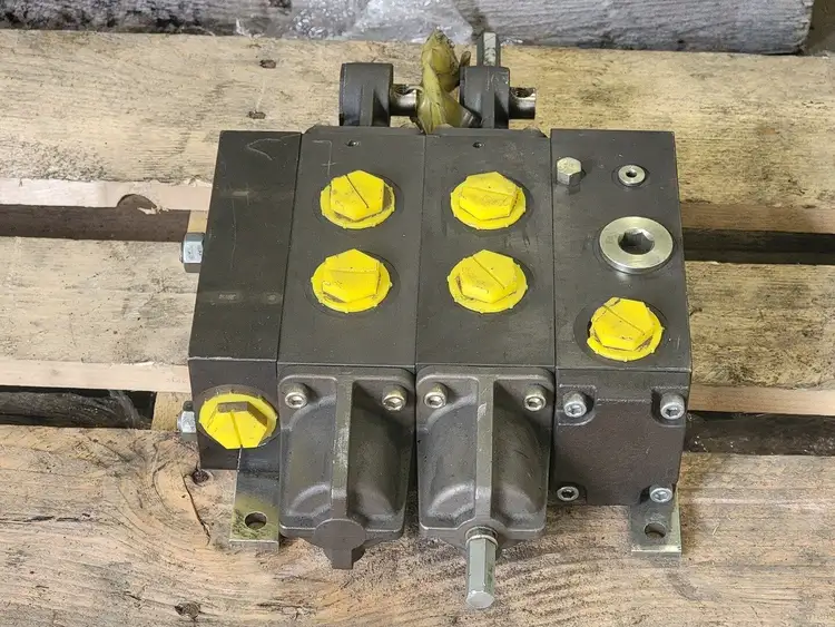 Used PARKER 62017-42 Parts (Hydraulics and Pneumatics) British Columbia CA | Lenmark #368539