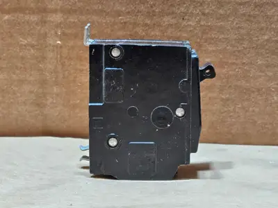 Used SQUARE D QO230 Switchgears British Columbia CA | Lenmark #1438636