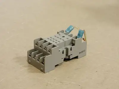 NEW SQUARE D 8501NR45