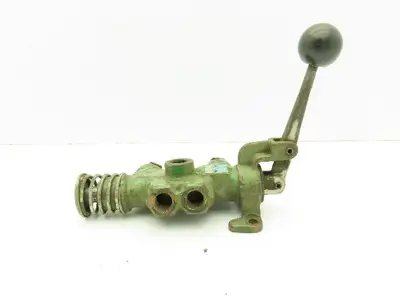 Valvair 15-38S-20 Manual 2-Pos Spring Lever Spool Valve 3/8" NPT