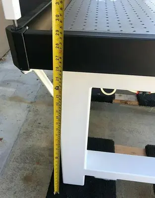 NEWPORT SG-30X48-2 (VH3048W-OPT) ISOLATION TABLE