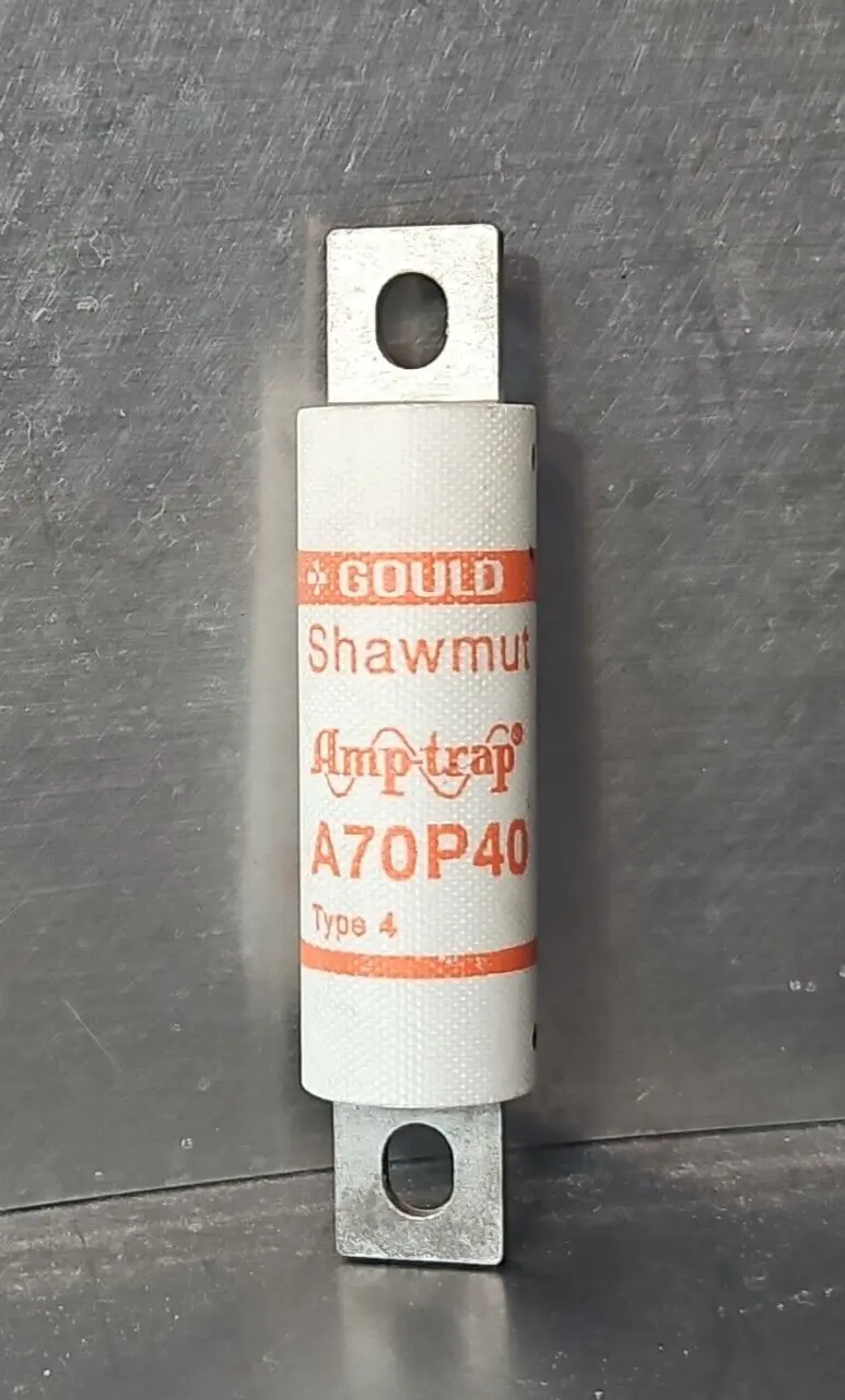 Gould shawmut A70P40 Semiconductor fuse Loc4D30