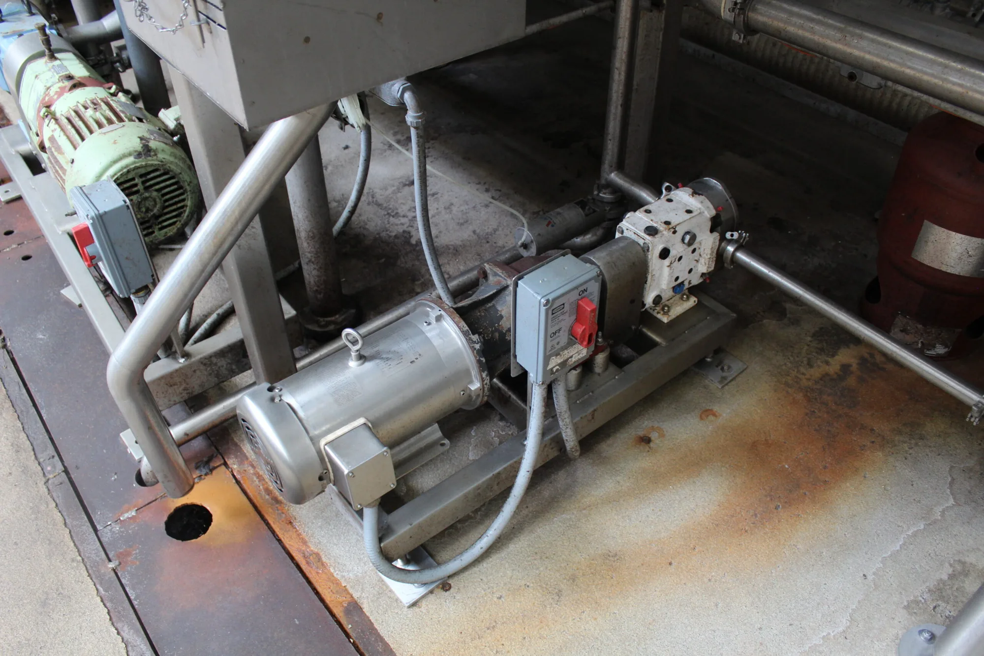 Displacement Pump