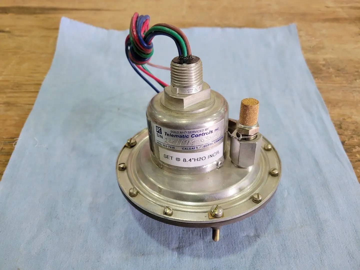 USED CUSTOM CONTROL SENSORS INC 675GE8002