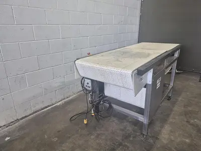 5.10 ft Flat Belt Conveyor