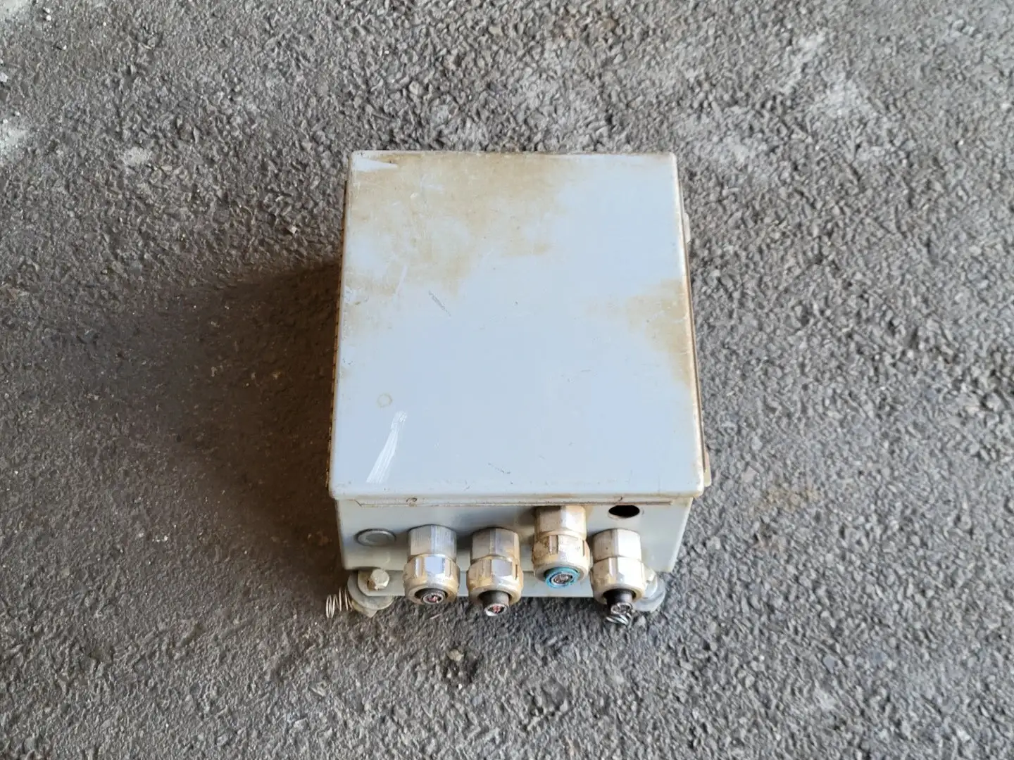 USED HOFFMAN A-1210CH