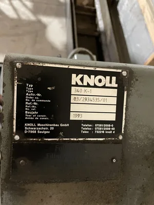 Knoll 340 K-1 Scraper Belt Chip Conveyor with 30 gallon Coolant Tank