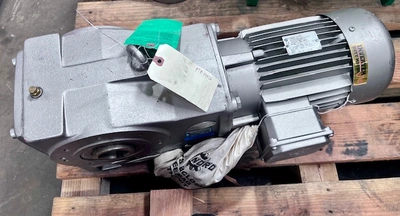 USED Nord Gear Corp. 9032AZD-100 L/4