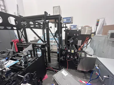 2016 ZHOU TAI GSD 600 LMSC pouch machine Bag Machines, Pouch | Mark One Machinery (16)