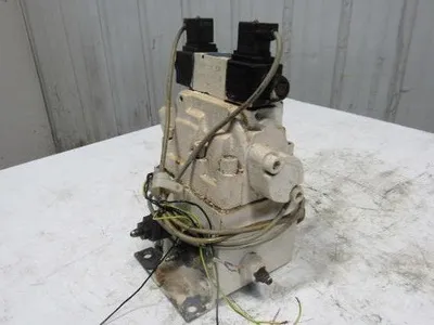 Rexroth 4WEH22W71/6EW110N 4/3 Way 110V Solenoid Directional Valve Manifold