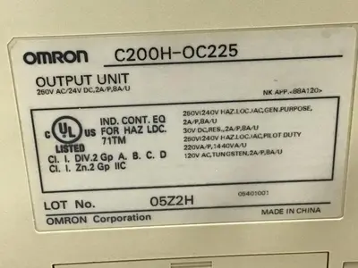 USED OMRON C200H-OC225