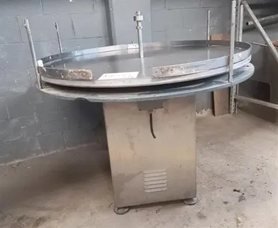 Stainless steel 46” accumulating table
