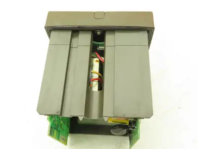Honeywell UDC2000 Mini-Pro Temperature Controller 120VAC DC200H-0-000-10000-0