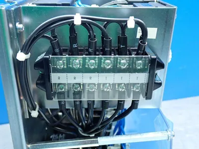 NEW YASKAWA JZRCRXPU06E2