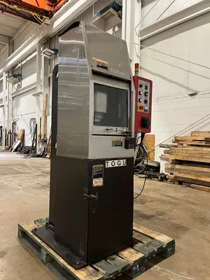 USED 2004 GMC TOGU III