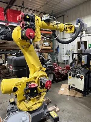 USED 2013 FANUC R-2000IB165FR30IA