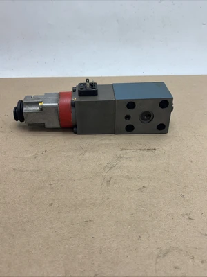 Used Bosch BOSCH  REXROTH  0811402012 Valves/Fittings Indiana US | J&J Industrial Supply #1424193