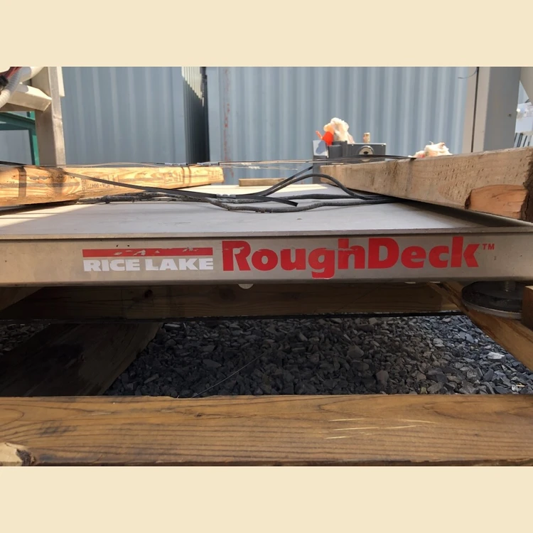 Used _UNKNOWN_ 3X3HPQC-2K Platform Scales British Columbia CA | Savona Equipment LTD #1171282