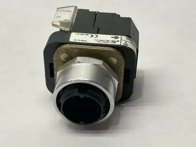 USED ALLEN-BRADLEY 800T-PT16