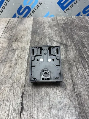 EUCHNER MGB-H-AA1A1-R-100464 Electrical/PLC/Automation | ESS Industrial Equipment Sales (6)