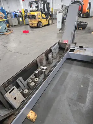 USED 2003 MAZAK VERTICAL CENTER NEXUS 410B
