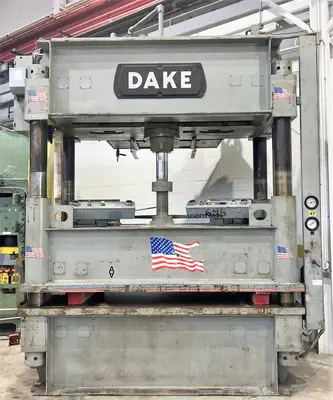 USED USED DAKE PRESSES DAKE 27-818 PRESS