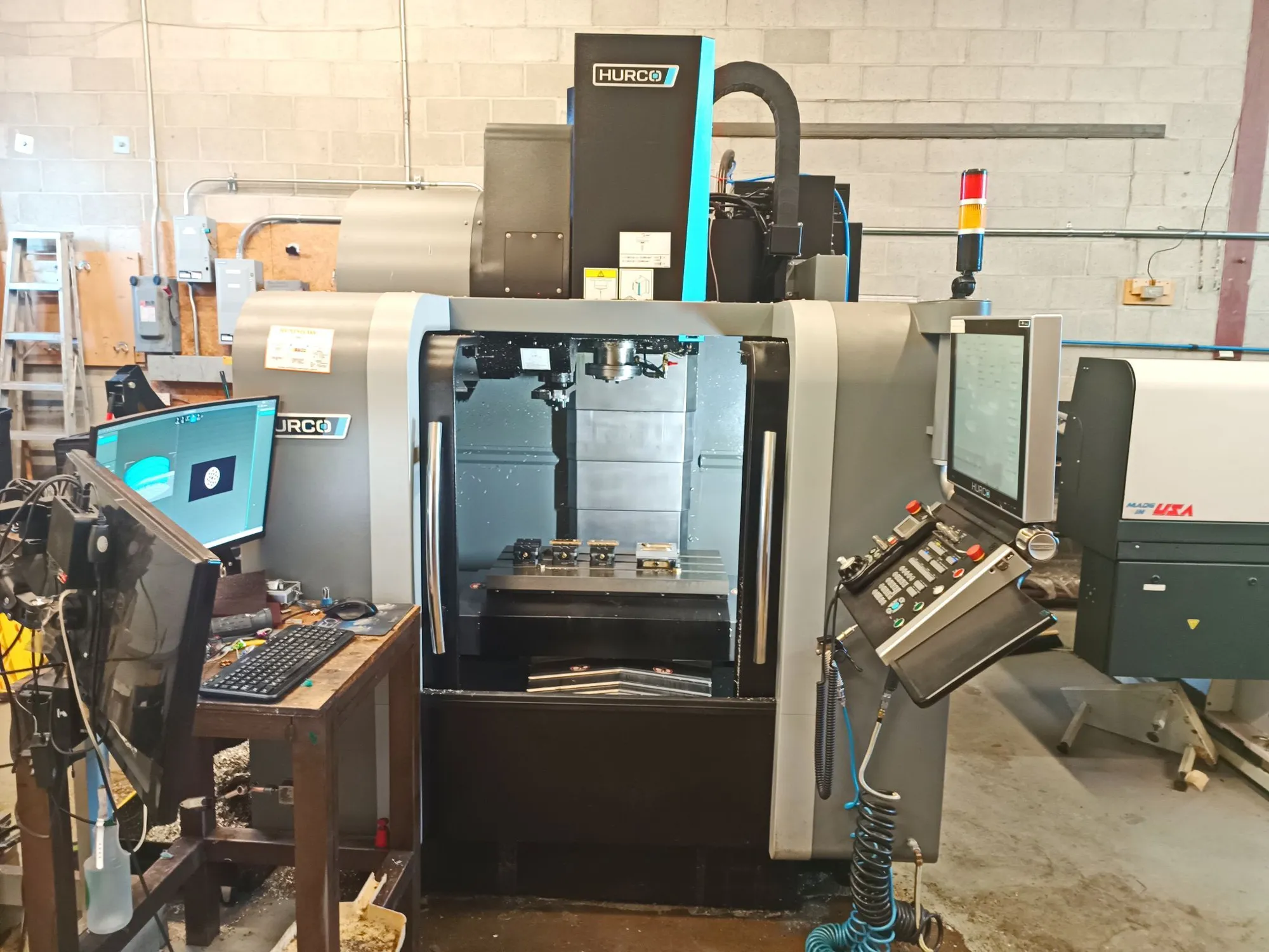 USED 2019 HURCO VM10I