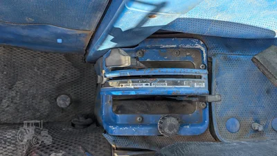 USED 1980 FORD 7600