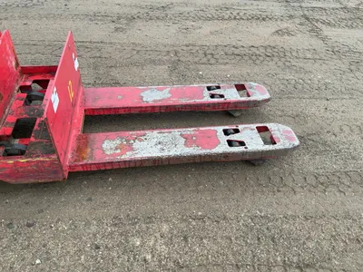 Used RAYMOND ELECTRIC PALLET TRUCK Electric Pallet Trucks Michigan US | Miedema Asset Management Group #1406514