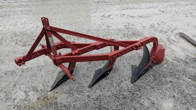 USED MASSEY FERGUSON 62