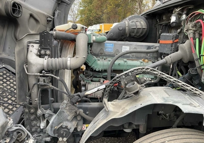 USED 2014 VOLVO VNL 6X4