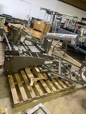 Whallon High Speed Bright Can Palletizer