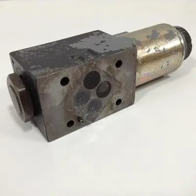 USED VICKERS DG4V3S22AMUHL760EN490